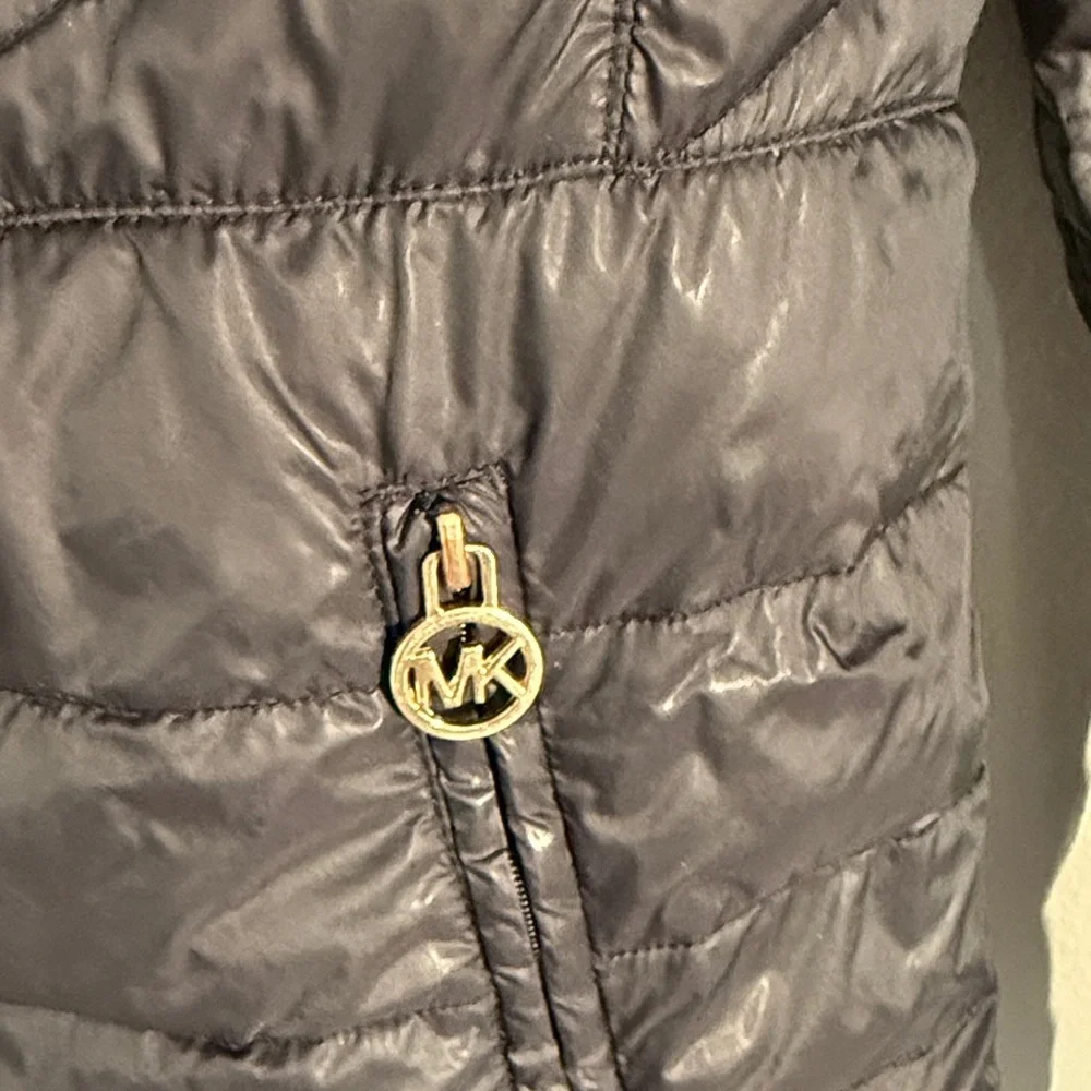 Women's Black Michael Kors Packable Down Quilted Jacket Size Small